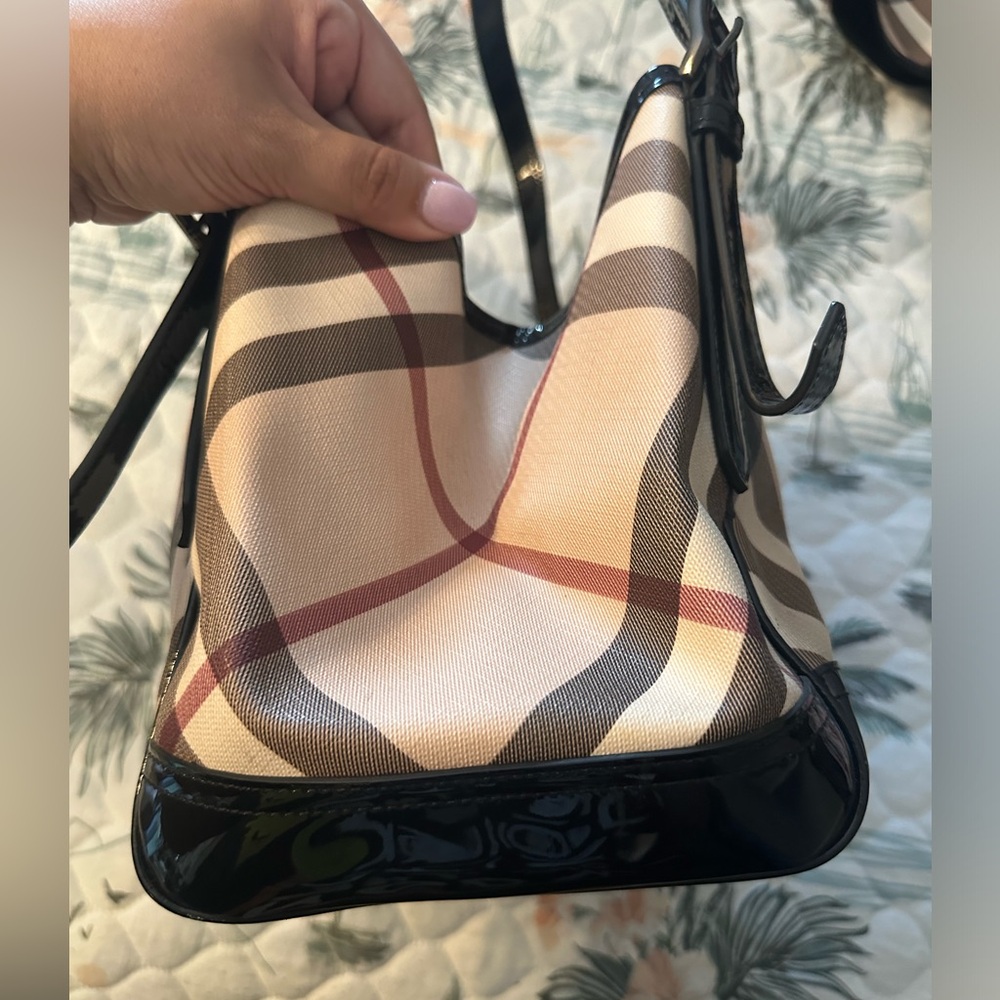 Burberry Nova Check Tote 🧡⭐️ - Picture 2 of 7